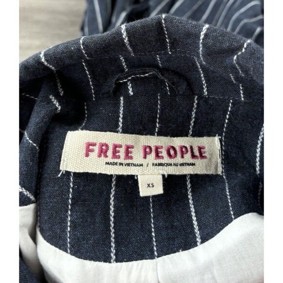 Free People Stella Blazer Size XS Navy Blue Striped Boho Linen Jacket - Picture 6 of 8